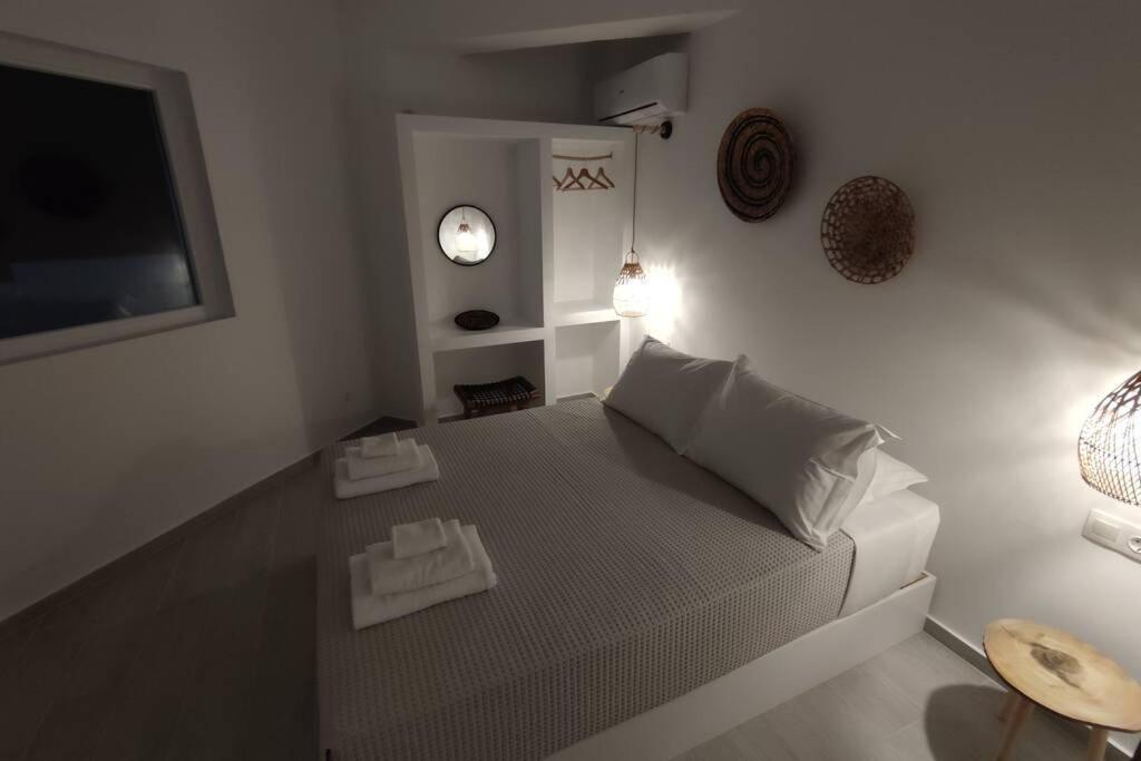 Eolia Luxury Suites Andros Batsi  Exterior foto